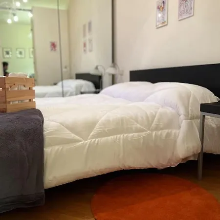 Center Apartment *