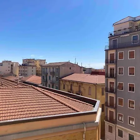 Apartment Center
